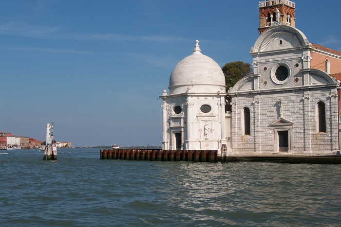 100_1724 small VENICE.jpg - 265235 Bytes